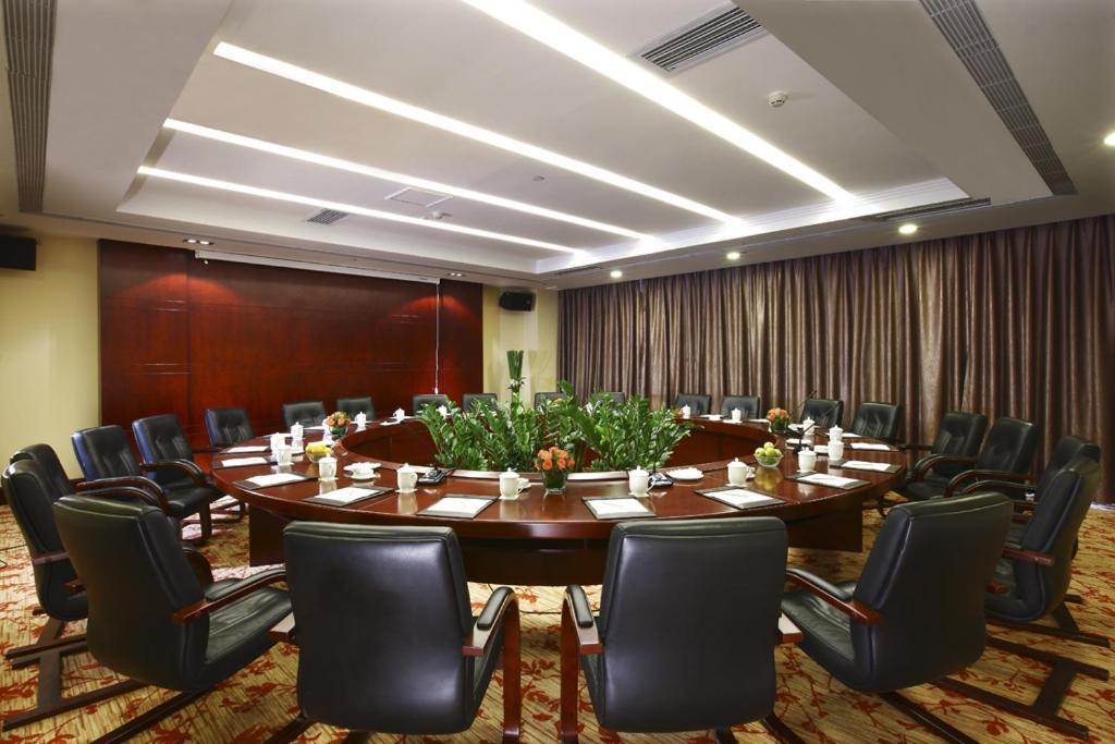 Da Cheng Shan Shui Hotel จางเจียเจี้ย ธุรกิจ รูปภาพ
