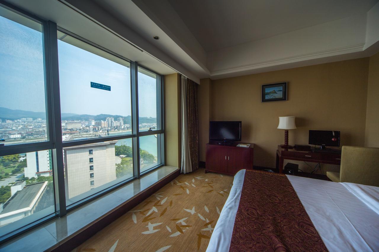 Da Cheng Shan Shui Hotel จางเจียเจี้ย ห้อง รูปภาพ