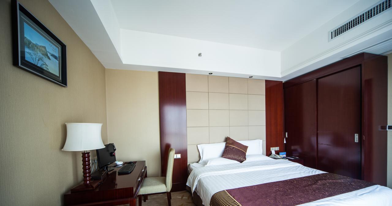 Da Cheng Shan Shui Hotel จางเจียเจี้ย ห้อง รูปภาพ