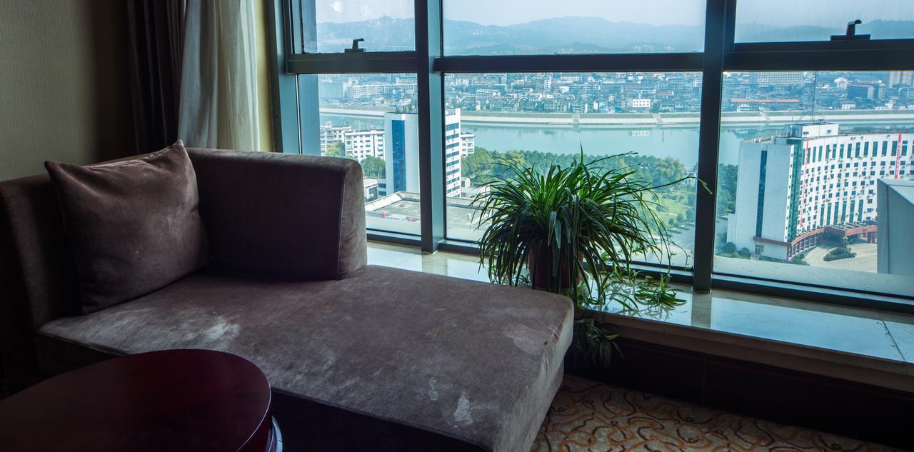 Da Cheng Shan Shui Hotel จางเจียเจี้ย ห้อง รูปภาพ